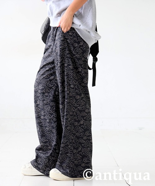antiqua(アンティカ)の「雲柄タックストレートパンツ(その他パンツ・レディース・ブラック・P/R)」の3枚目の写真
