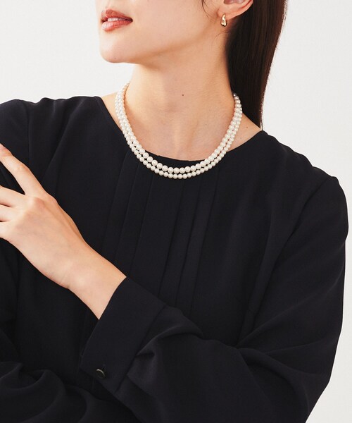 UNTITLED（アンタイトル）の「【セレモニー対応】レイヤードフェイクパール（ネックレス・レディース・ホワイト/グレー/オフホワイト・99）」の9枚目の写真