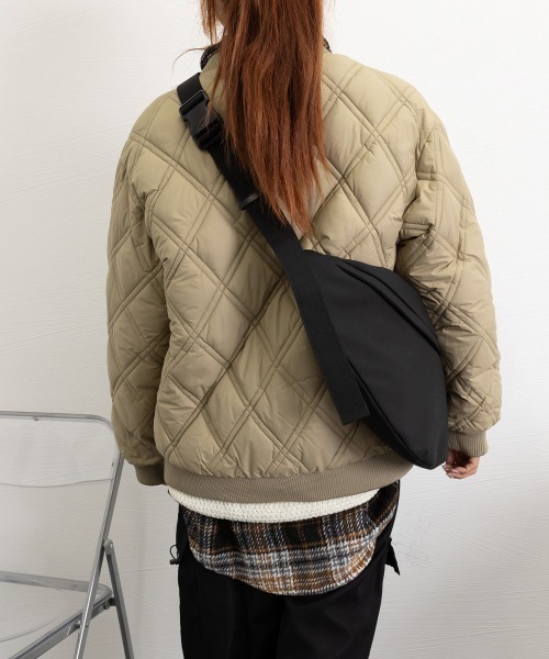 Miniministore(ミニミニストア)の「中綿ジャケット キルティングブルゾン防寒(その他アウター・レディース・ブラック/ベージュ/カーキ・FREE)」の11枚目の写真