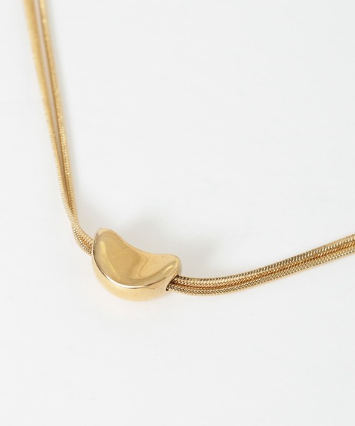 SMELLY（スメリー）の「ステンレスダブルスネークトップネックレス（ネックレス・レディース・ゴールド・-）」の6枚目の写真