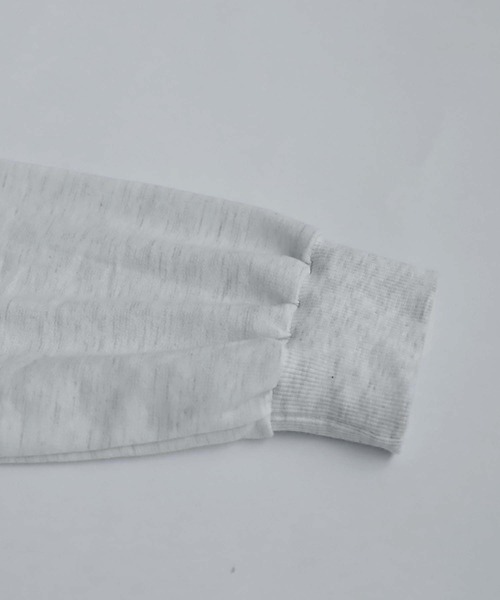 antiqua（アンティカ）の「ミニ裏毛変形トップス（スウェット・レディース・ブラック/オートミール・ONESIZE）」の12枚目の写真