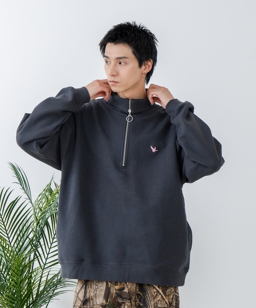 (What it isNt)ART BY MARKGONZALES(ワットイットイズント)の「【(What it isNt)ART BY MARKGONZALES / (ワットイットイズント) アートバイ マークゴンザレス】バックプリントハーフジップスウェットトレーナー(スウェット・メンズ・ホワイト/パープル/チャコールグレー・MEDIUM/LARGE/X-LARGE)」の12枚目の写真