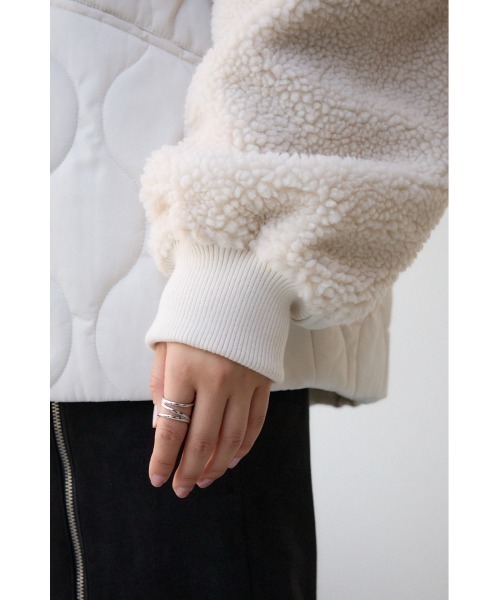 AZUL by moussy（アズールバイマウジー）の「スウィッチングボアブルゾン（ブルゾン・レディース・アイボリー/カーキ/ブラック・SMALL/MEDIUM）」の19枚目の写真