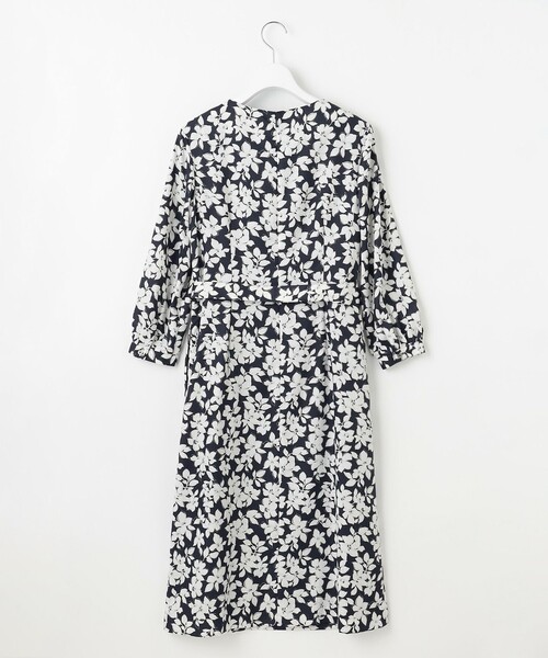 J.PRESS Ladies（J.プレス レディス）の「【洗える】スパンフラワープリント  ワンピース（ワンピース・レディース・ネイビー系5/ホワイト系5・XS）」の10枚目の写真