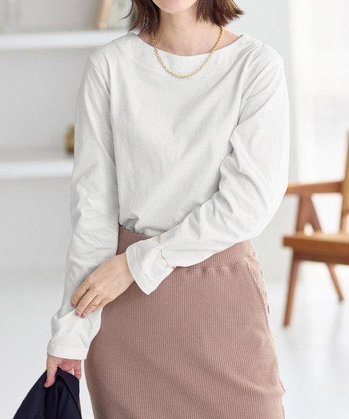 Viola e Viola(ヴィオラエヴィオラ)の「柔らか綿100%大人キレイTシャツ(Tシャツ/カットソー・レディース・ホワイト×ブラック/ブラック/ホワイト/ブルー・3L/LL/L/M)」の5枚目の写真