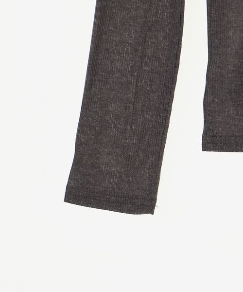 le.coeur blanc（ルクールブラン）の「《手洗い可能》シアーリブロングスリーブTシャツ（Tシャツ/カットソー・レディース・ベージュ/ダークグレー/オフホワイト・38）」の6枚目の写真