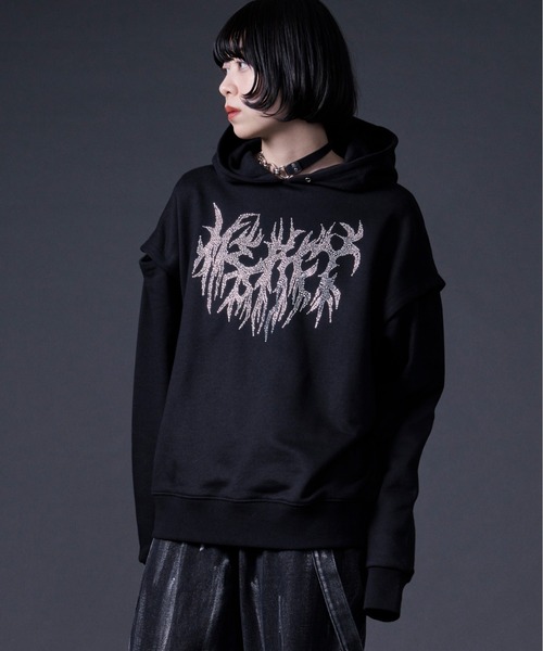 Ellno Loset（エルノロゼット）の「アソートモチーフロゴフーディ（パーカー・メンズ・ブラック/ブラック系その他・MEDIUM/LARGE）」の18枚目の写真