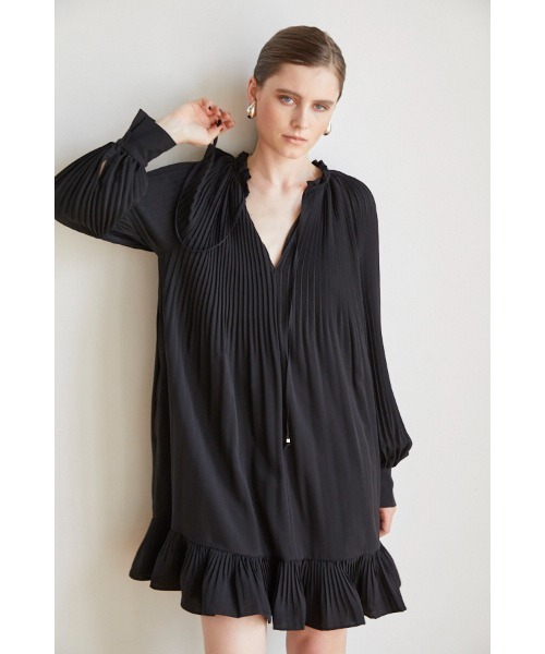 Estella.K エステラケー フローラル　デニム プリーツワンピース Estella.K エステラケー フローラル デニム プリーツワンピース