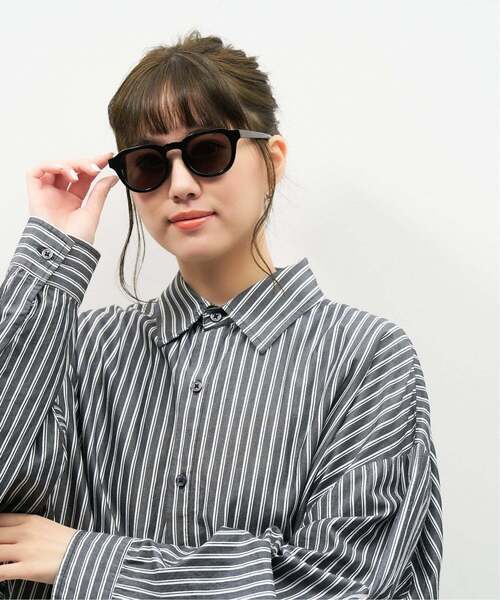 Zoff(ゾフ)の「【WEB限定】ボストン型 サングラス|カラーレンズ|トレンド|紫外線対策|UVカット|Zoff|COLOR SUNGLASSES(サングラス・レディース・ブラック/ブラック系その他2/ブラウン系その他/ブラウン系その他5/ブラック系その他/ブラック系その他3/ライトイエロー/ライトグリーン・FREE)」の17枚目の写真