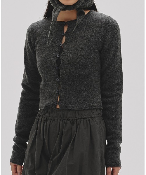 TODAYFUL(トゥデイフル)の「Cashmere Compact Cardigan(カーディガン/ボレロ・レディース・モカ/オリーブ/チャコールグレー・FREE)」の2枚目の写真
