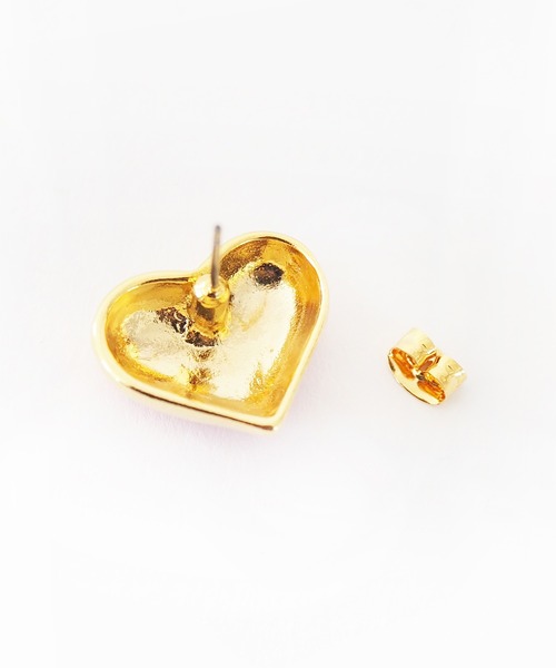 Casselini（キャセリーニ）の「Casselini(キャセリーニ)ハートピアス（ピアス（両耳用）・レディース・ブラック/レッド・FREE）」の4枚目の写真