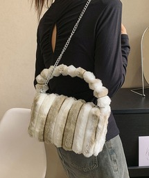 チェーン付き針抜きフェイクファーボクシーミニバッグ