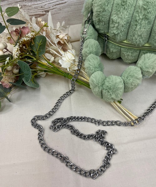 Jewelobe（ジュエローブ）の「チェーン付き針抜きフェイクファーボクシーミニバッグ（ハンドバッグ・レディース・ピンク/ベージュ系その他/グリーン/ブラック/オフホワイト・FREE）」の18枚目の写真