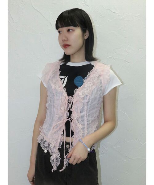 jouetie(ジュエティ)の「ラッフルフリルシアージレ(シャツ/ブラウス・レディース・ブラック/ピンク/オフホワイト・MEDIUM)」の3枚目の写真