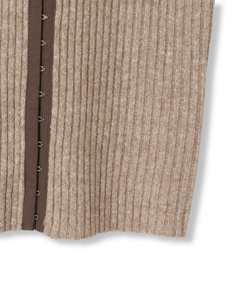 VICKY（ビッキー）の「ホックディティール襟付きニットカーディガン≪手洗い可能≫（カーディガン/ボレロ・レディース・オフホワイト/ライトグレー・M）」の12枚目の写真