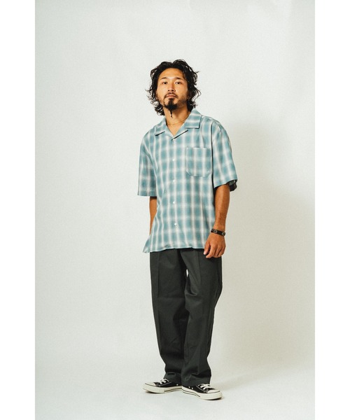 BIG MIKE(ビッグマイク)の「BIG MIKE ビッグマイク / セットアップ対応 レーヨン混 オンブレチェック 半袖オープンカラーシャツ 102525530 102525531(シャツ/ブラウス・メンズ・ミント/ホワイト×グレー/ブラウン系その他/ブルー系その他/グレー×ピンク・MEDIUM/LARGE/X-LARGE)」の15枚目の写真