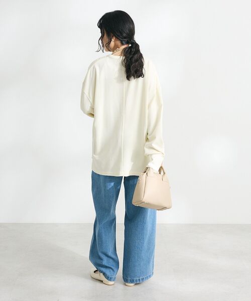 CRAFT STANDARD BOUTIQUE(クラフトスタンダードブティック)の「TC裏毛Vネックプルオーバー(スウェット・レディース・アイボリー/ベージュ/ブラック・FREE)」の21枚目の写真