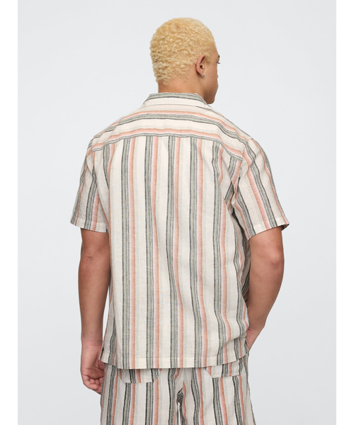 GAP(ギャップ)の「リネン混 バケーション スタンダードフィットシャツ 半袖(シャツ/ブラウス・メンズ・ブラウン/ストライプ/マルチ・XS/S/M/L/XL)」の5枚目の写真