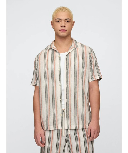GAP(ギャップ)の「リネン混 バケーション スタンダードフィットシャツ 半袖(シャツ/ブラウス・メンズ・ブラウン/ストライプ/マルチ・XS/S/M/L/XL)」の1枚目の写真