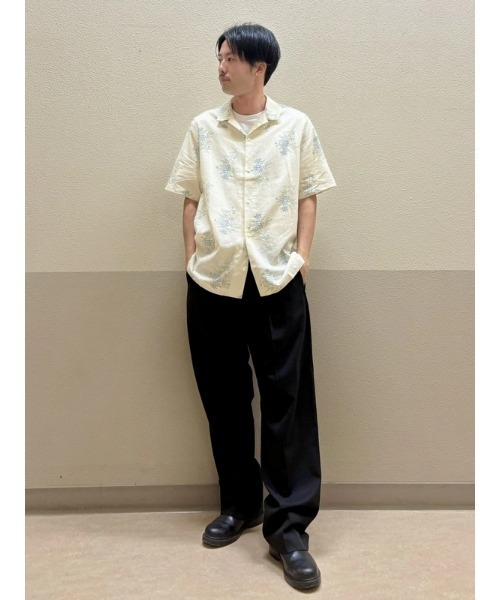 GAP(ギャップ)の「リネン混 バケーション スタンダードフィットシャツ 半袖(シャツ/ブラウス・メンズ・ブラウン/ストライプ/マルチ・XS/S/M/L/XL)」の14枚目の写真