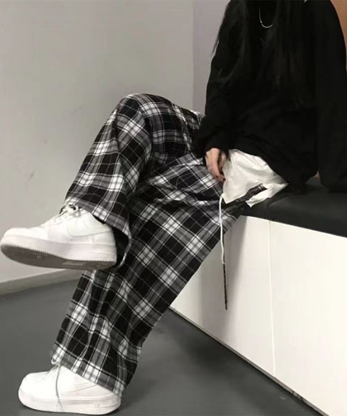 urge：（アージコロン ）の「【URGE：】タータンチェック柄 ドローコード紐 バギー イージー パンツ（その他パンツ・レディース・ブラック・SMALL/MEDIUM/LARGE/X-LARGE）」の4枚目の写真