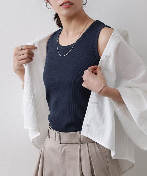 Pierrot（ピエロ）の「【ブラ紐隠し】クルーネックリブタンクトップ（タンクトップ・レディース・ブラック/オフホワイト/ネイビー/サンドベージュ/チャコール・M/L）」の10枚目の写真