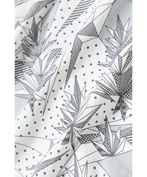 and wander（アンドワンダー）の「BRUSHED NYLON JACKET｜ブラッシュドナイロンジャケット（ナイロンジャケット・メンズ・グレー/ブルー/チャコール・XL/L/M/S/XXL/XS）」の7枚目の写真