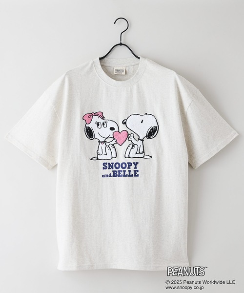 PEANUTS（ピーナッツ）の「【PEANUTS/ピーナッツ】オリジナルデザインTシャツ スヌーピー 　ベル　ドロップショルダー ビッグシルエット　ユニセックス（Tシャツ/カットソー・メンズ・パープル系その他2/ホワイト系その他2/ベージュ系その他/ピンク系その他・X-LARGE/LARGE/SMALL/MEDIUM）」の5枚目の写真