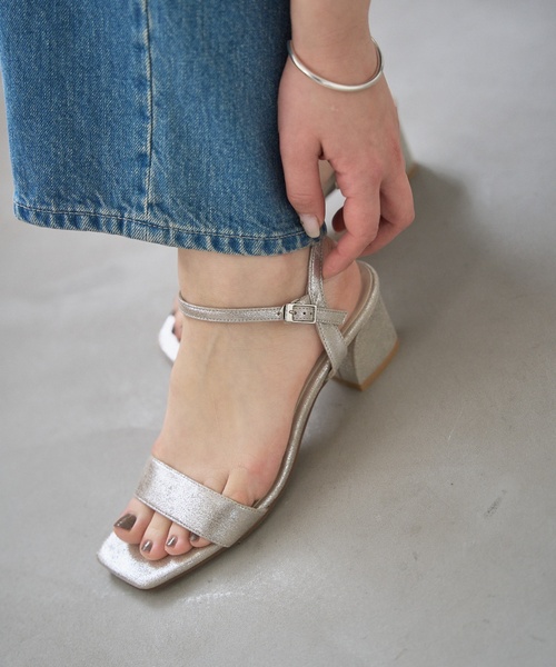 LE TALON（ルタロン）の「《追加》5cmフトヒールストラップサンダル（サンダル・レディース・グリーン/シルバー/ブラック・X-SMALL/SMALL/LARGE/X-LARGE/MEDIUM）」の19枚目の写真