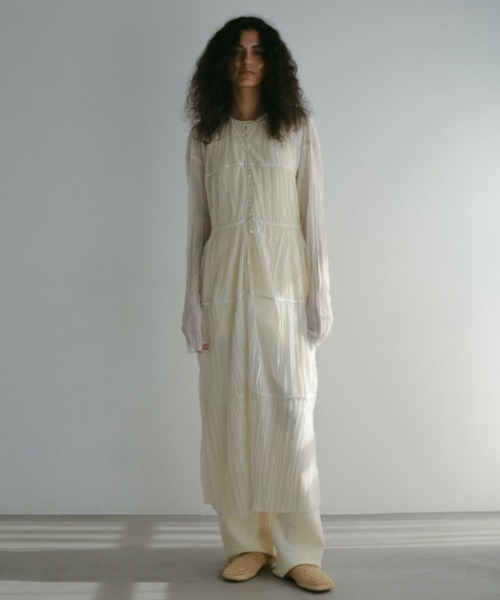 ETRE TOKYO（エトレトウキョウ）の「ソフトシアーワイドニットパンツ（その他パンツ・レディース・ブラウン/アイボリー・S/M）」の15枚目の写真