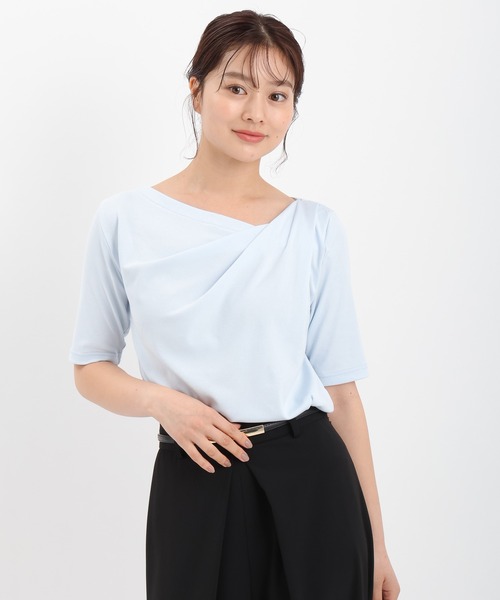 Andemiu（アンデミュウ）の「ドレープカットTシャツ451395（Tシャツ/カットソー・レディース・モカ/オフホワイト/ブラック/サックスブルー/チャコールグレー・FREE）」の10枚目の写真