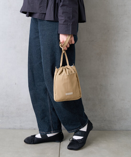 BIRTHDAY BAR（バースデイバー）の「ナイロン保冷ショルダーミニバッグ（ショルダーバッグ・レディース・アイボリー/ブルー/ベージュ/ネイビー・0）」の17枚目の写真