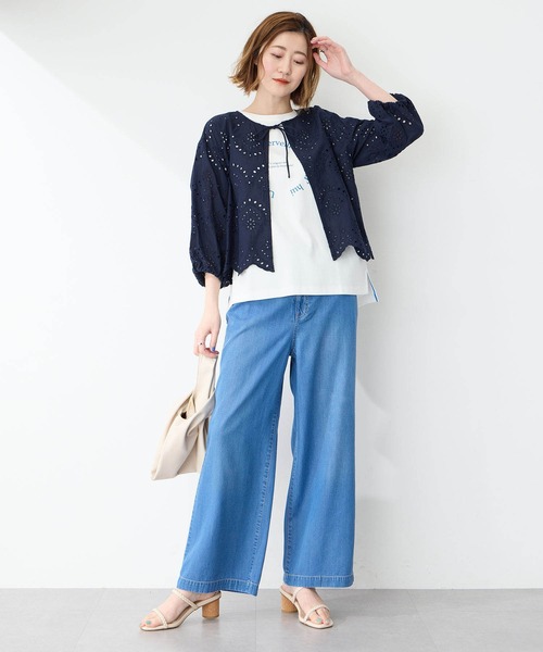 Petit Honfleur(プチオンフルール)の「【さっと羽織って大人かわいい】スカラップレースブラウス(シャツ/ブラウス・レディース・ネイビー/ホワイト・9号/11号)」の3枚目の写真