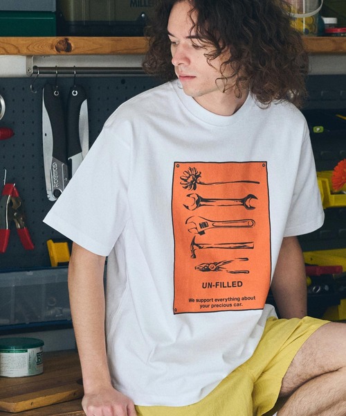 UN-FILLED（アンフィルド）の「mt9712- U.F GERBERA TOOL HEAVY WEIGHT T-SHIRT Tシャツ（Tシャツ/カットソー・メンズ・ホワイト/サンドベージュ・XL/M/L）」の2枚目の写真