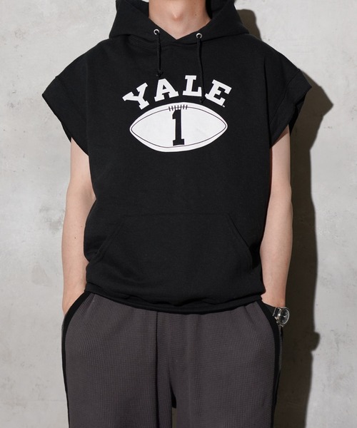 SUNNY  SPORTS（サニースポーツ）の「The BOOK STORE / ブックストア YALE SS SWEAT HOODIE ノースリーブ カットオフ プルオーバーパーカー（スウェット・メンズ・ブラック/グレー・LARGE/X-LARGE/MEDIUM）」の3枚目の写真