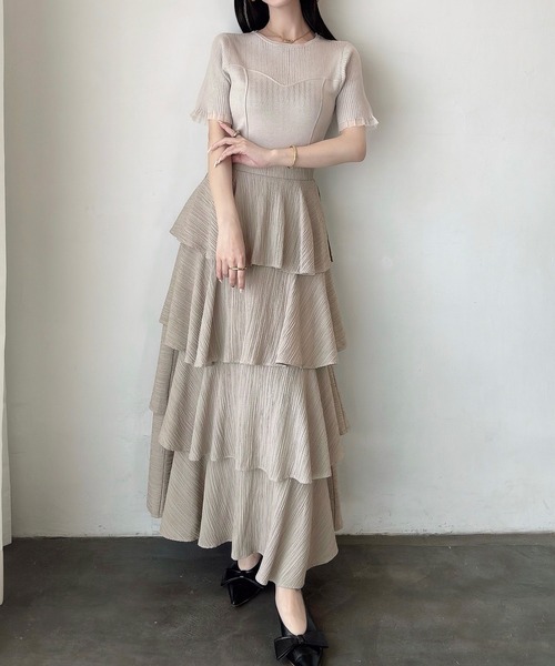 Meiru（メイル）の「楊柳ティアードスカート（スカート・レディース・ブラック/グレイッシュベージュ/チャコール・MEDIUM/LARGE/SMALL）」の3枚目の写真