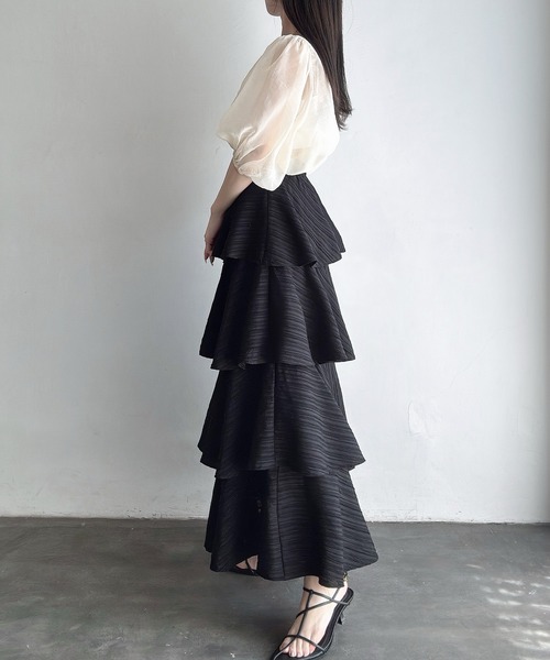 Meiru（メイル）の「楊柳ティアードスカート（スカート・レディース・ブラック/グレイッシュベージュ/チャコール・MEDIUM/LARGE/SMALL）」の5枚目の写真