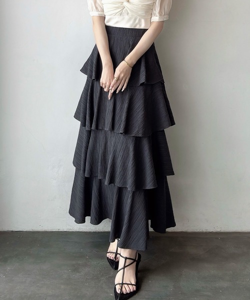 Meiru（メイル）の「楊柳ティアードスカート（スカート・レディース・ブラック/グレイッシュベージュ/チャコール・MEDIUM/LARGE/SMALL）」の13枚目の写真