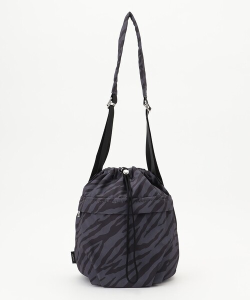 ANY（エニィ）の「巾着ショルダーバッグ（ショルダーバッグ・レディース・ブラック系/グレー系5/ブラウン系5/ベージュ系・F）」の2枚目の写真