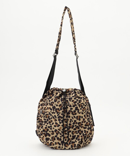 ANY（エニィ）の「巾着ショルダーバッグ（ショルダーバッグ・レディース・ブラック系/グレー系5/ブラウン系5/ベージュ系・F）」の3枚目の写真