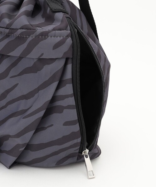 ANY（エニィ）の「巾着ショルダーバッグ（ショルダーバッグ・レディース・ブラック系/グレー系5/ブラウン系5/ベージュ系・F）」の12枚目の写真