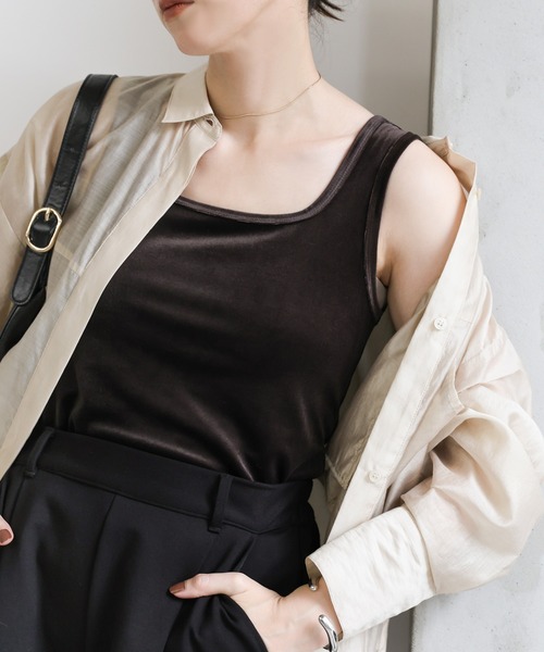 select MOCA（セレクトモカ）の「2WAYベロアタンクトップ（タンクトップ・レディース・ブラック/ブラウン/アイボリー/イエロー・FREE）」の3枚目の写真