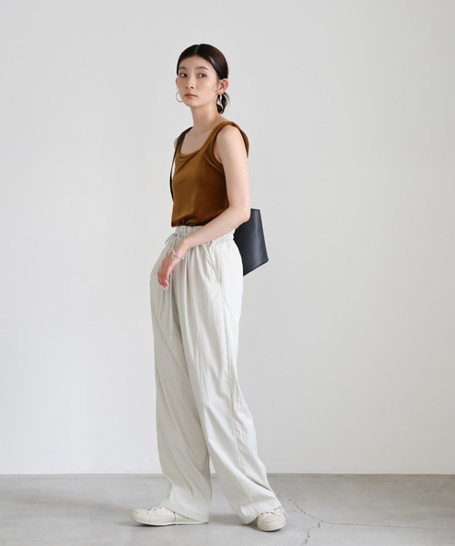 select MOCA（セレクトモカ）の「2WAYベロアタンクトップ（タンクトップ・レディース・ブラック/ブラウン/アイボリー/イエロー・FREE）」の12枚目の写真