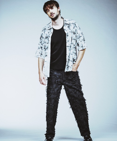 NO ID.（ノーアイディ）の「【NO ID.】Patchwork Denim Easy Wide Pants / パッチワーク デニム イージー ワイド パンツ（デニムパンツ・メンズ・ブラック/ブルー系その他4/インディゴブルー・1/2）」の16枚目の写真