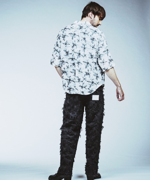 NO ID.（ノーアイディ）の「【NO ID.】Patchwork Denim Easy Wide Pants / パッチワーク デニム イージー ワイド パンツ（デニムパンツ・メンズ・ブラック/ブルー系その他4/インディゴブルー・1/2）」の18枚目の写真