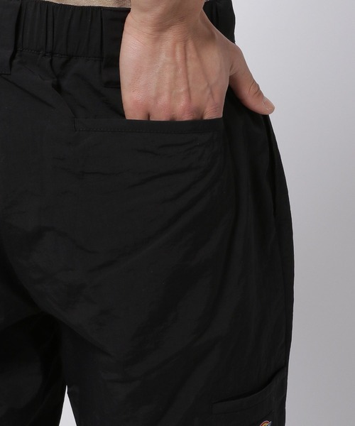 Dickies(ディッキーズ)の「【Dickies(ディッキーズ)】別注ナイロンショートパンツ(その他パンツ・メンズ・チャコール/ベージュ/ブラック・MEDIUM/LARGE)」の17枚目の写真