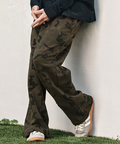 CAMBIO(カンビオ)の「mp13791- Used Like Camouflage Sweat Wide Straight Pants カモフラージュ柄スウェットパンツ(スウェットパンツ・メンズ・カーキ・S/M/L)」の4枚目の写真