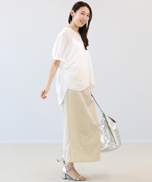 Aletta vita(アレッタビータ)の「シアードルマンスキッパーブラウス(シャツ/ブラウス・レディース・オフホワイト/チャコール/ブラック・M)」の15枚目の写真