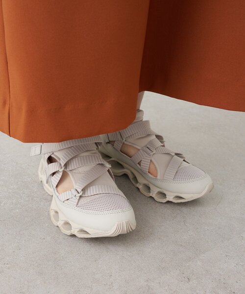 Omekashi(オメカシ)の「MIZUNO WAVE PROPHECY STRAP(スニーカー・レディース・ブラック/ベージュ・24cm/23cm/25cm)」の20枚目の写真