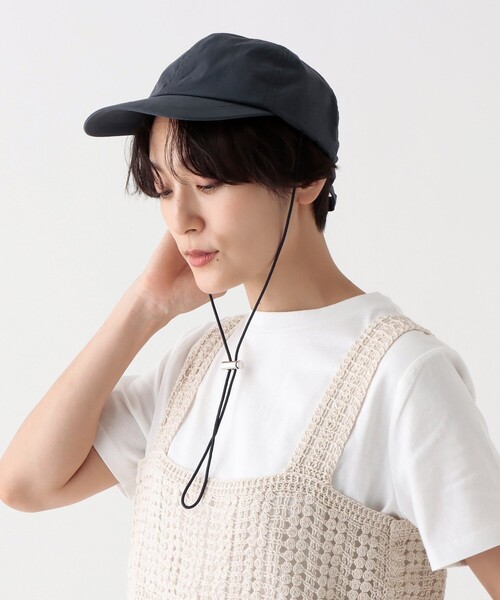 Afternoon Tea（アフタヌーンティー）の「あご紐付きUVキャップ（キャップ・レディース・ネイビー/ブラウン・ONE SIZE）」の2枚目の写真